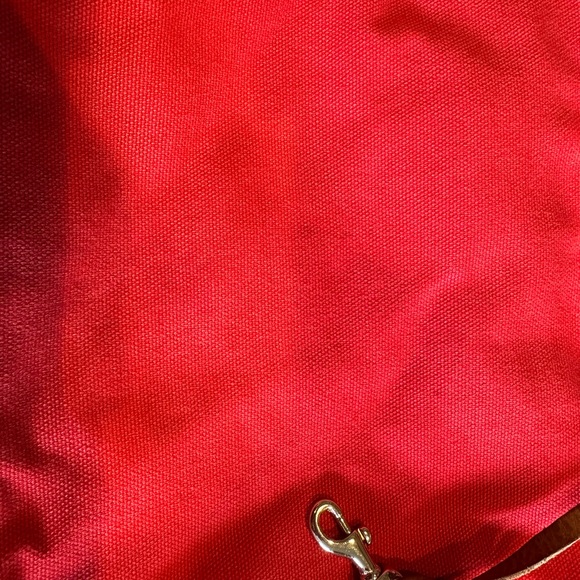 Dooney & Bourke red canvas satchel w crossbody strap - Picture 11 of 16